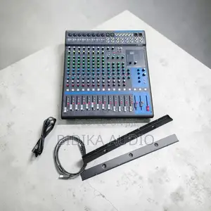 Yamaha MG16XU 16-Channel Professional Mixing Console With USB SPX Ef