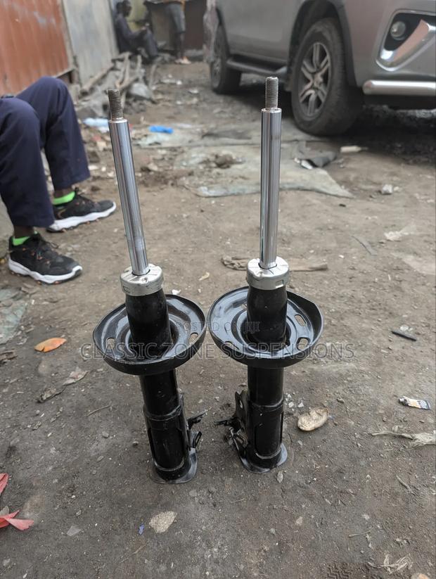 Honda Civic Shock Absorbers.