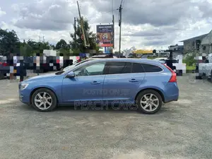 Volvo V60 2014 Blue
