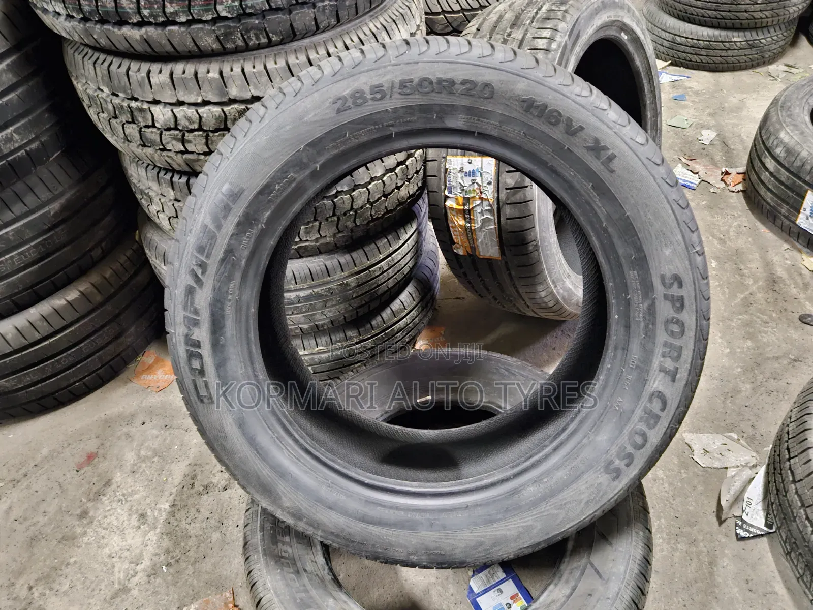 285/50r20 Compasal Tire