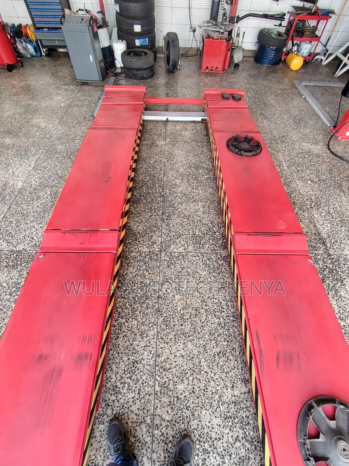 Modern Design Heavy Duty Car Lifting Machine Scissor Lift Sunshine