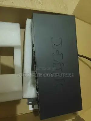 D-Link 24 Port 10/100Mbps Unmanaged Switch DES-1024D