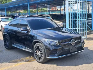 Mercedes-Benz C43 2018 Black