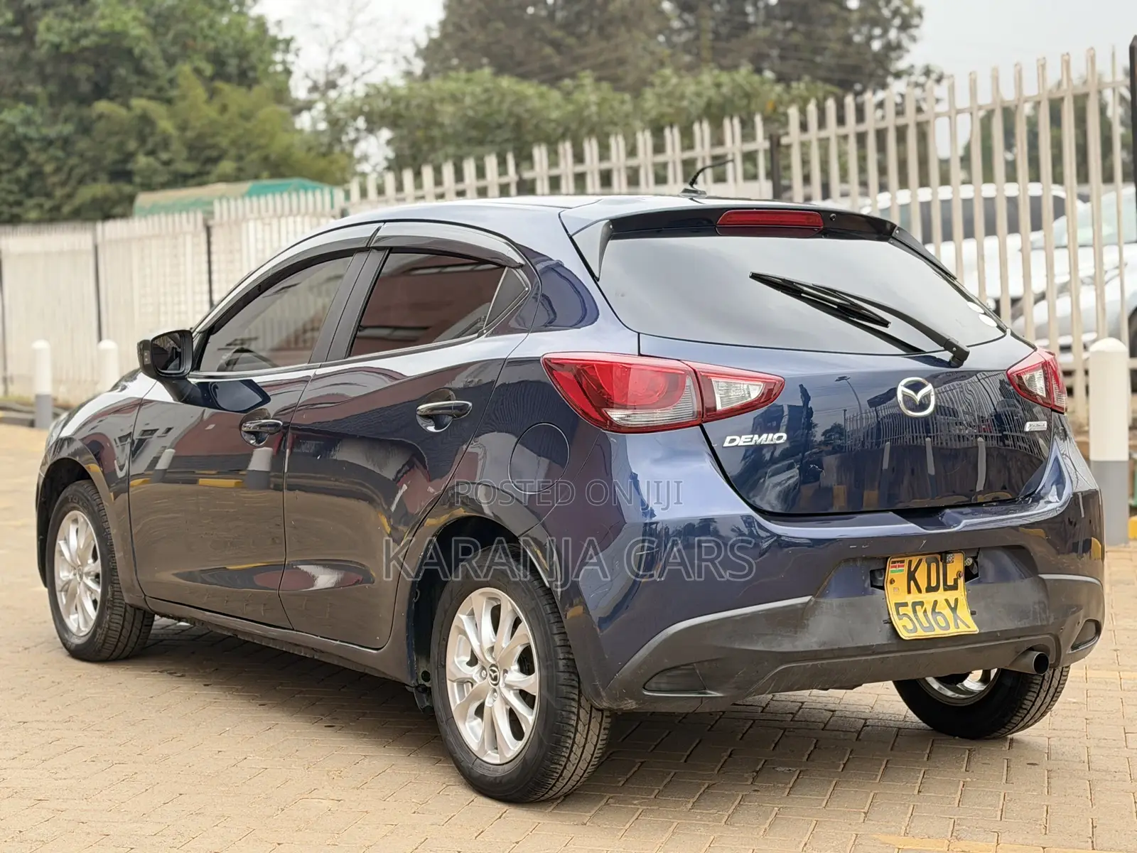 Mazda Demio 2016 Blue