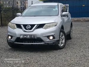 Nissan X-Trail 2015 Silver