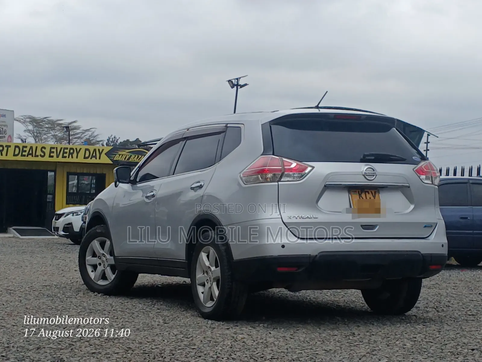 Nissan X-Trail 2015 Silver