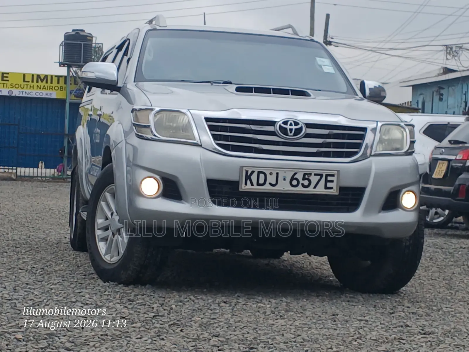 Toyota Hilux 3.0 D-4D 4x4 2015 Silver