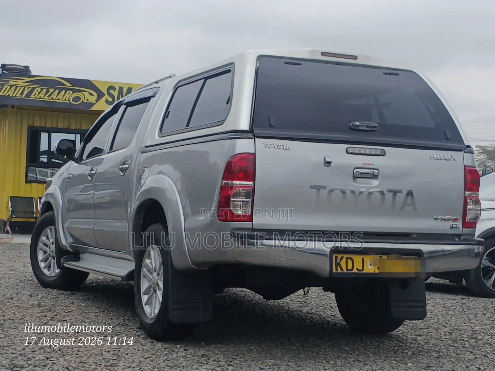 Toyota Hilux 3.0 D-4D 4x4 2015 Silver