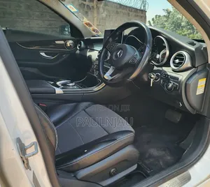 Mercedes-Benz C200 2016 White