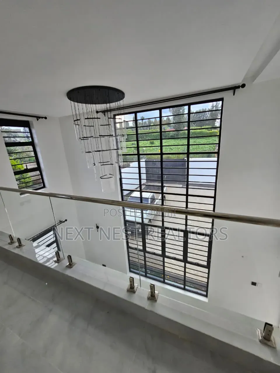 5bdrm Townhouse/Terrace in Kasphat, Runda for sale