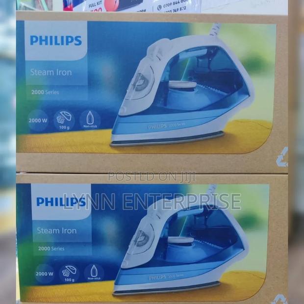 Philips Steam Iron 2000 Series 2000W Original - main view