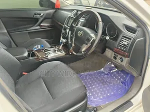 Toyota Mark X 2013 Green