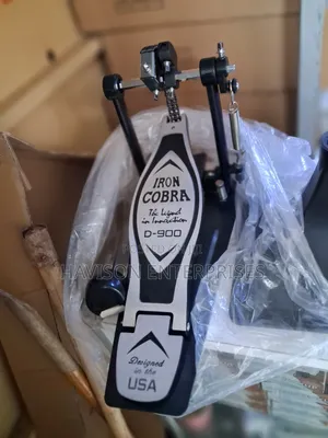 D-900 Iron Cobra Drum Kick Pedal
