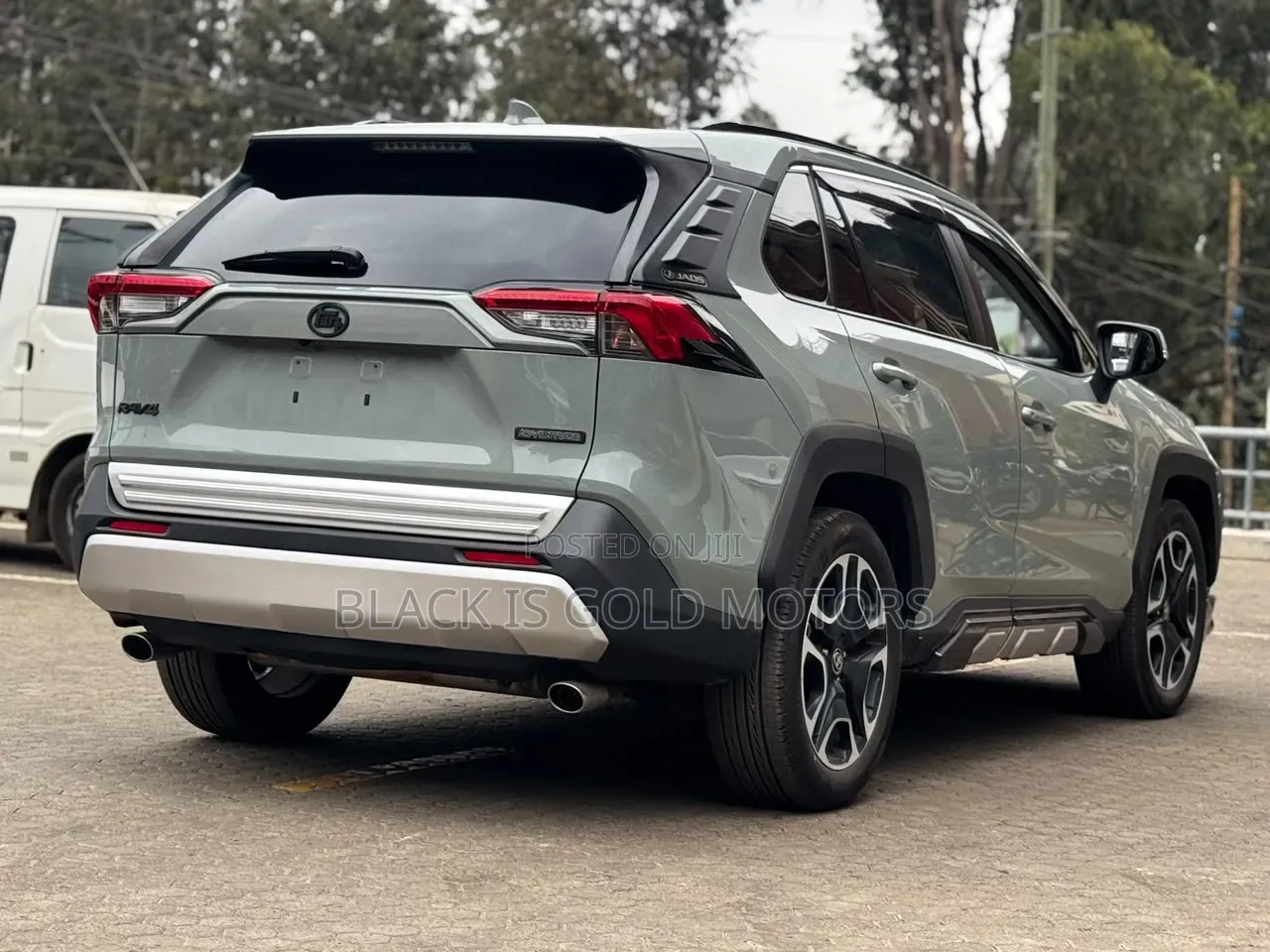 Toyota RAV4 2020 Green