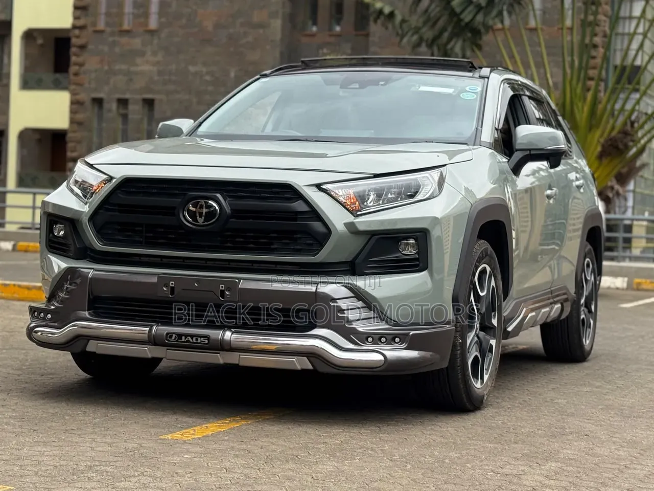 Toyota RAV4 2020 Green