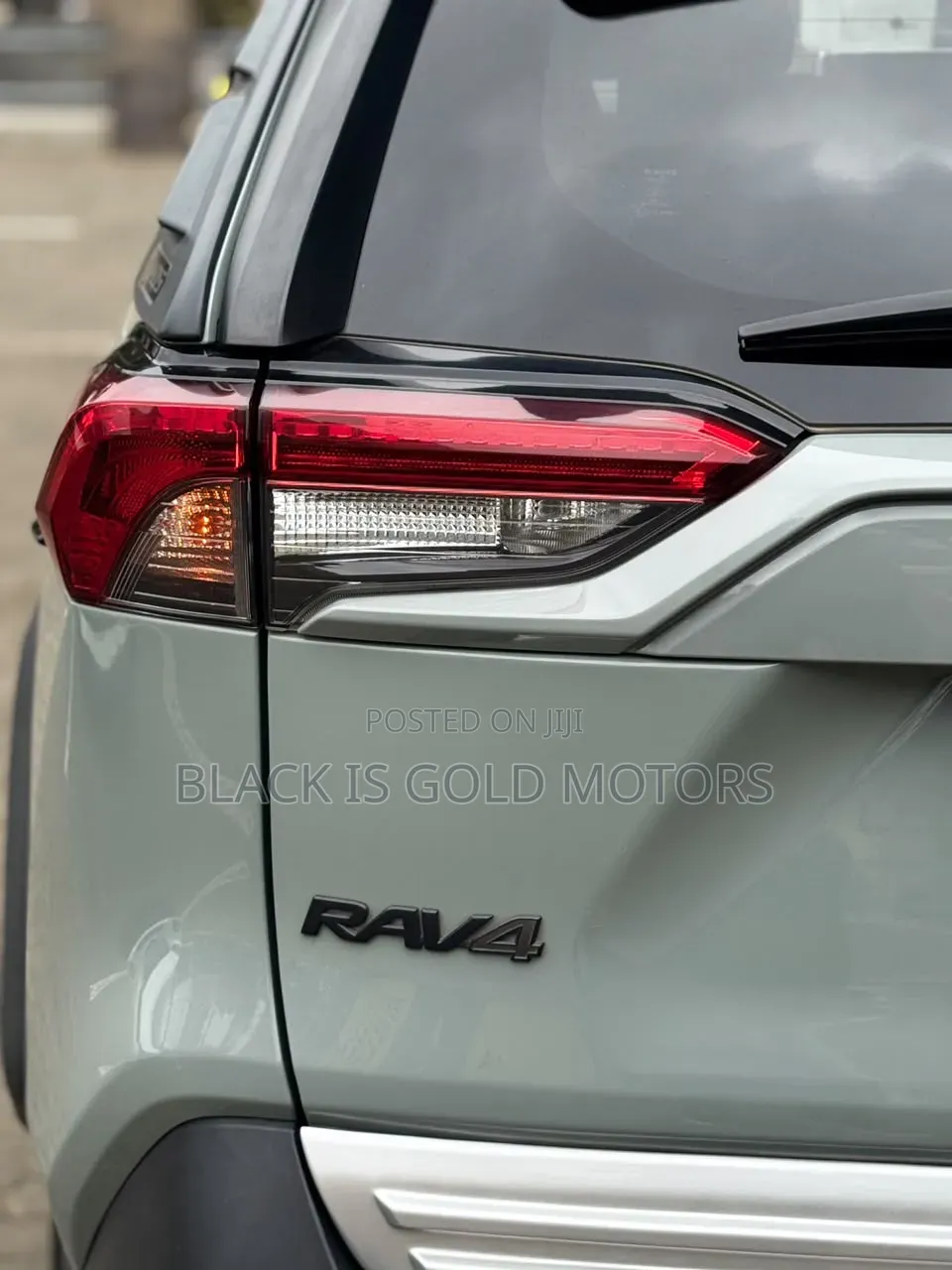 Toyota RAV4 2020 Green