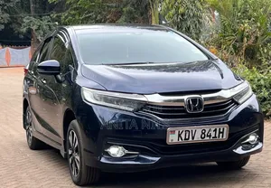 Honda Fit Shuttle 2018 Blue