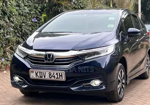Honda Fit Shuttle 2018 Blue