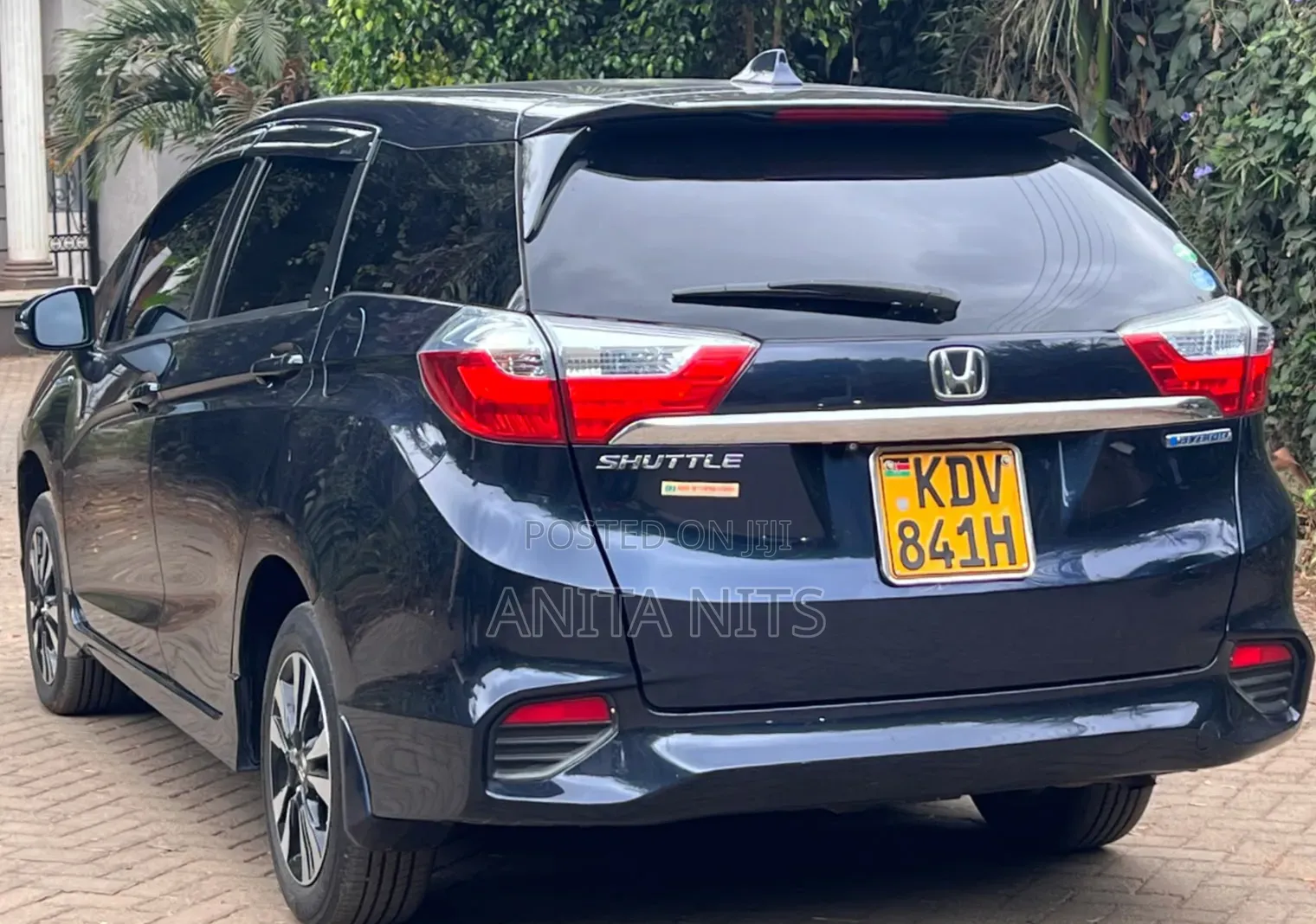 Honda Fit Shuttle 2018 Blue