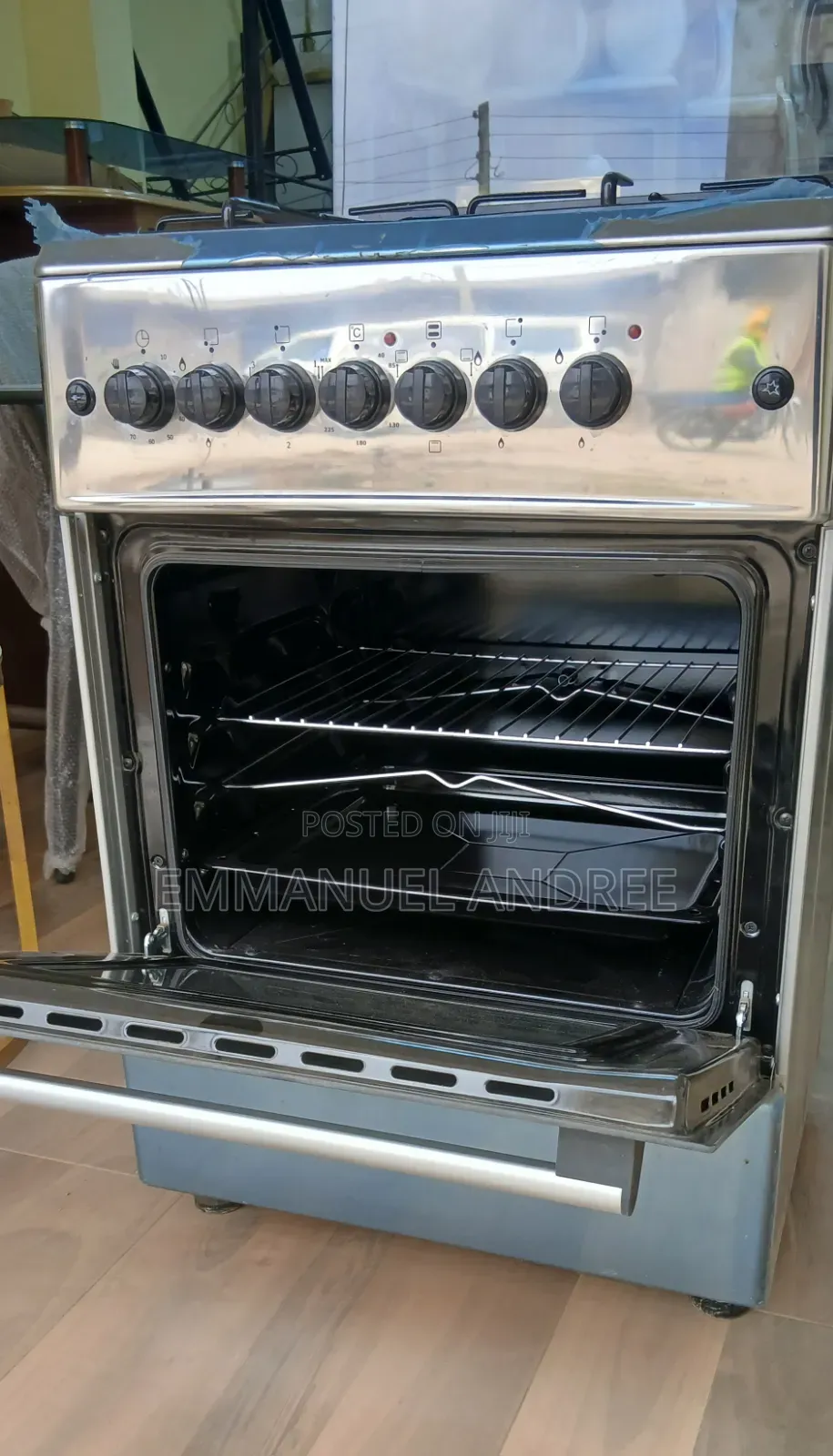 New Roch Cooker 60 by 60 Electric and Gas
With Auto Ignition, 3+1.
