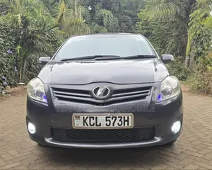Toyota Auris 2010 Gray