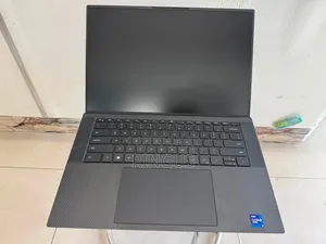 Laptop Dell Precision 5560 16GB Intel Core i7 SSD 512GB
