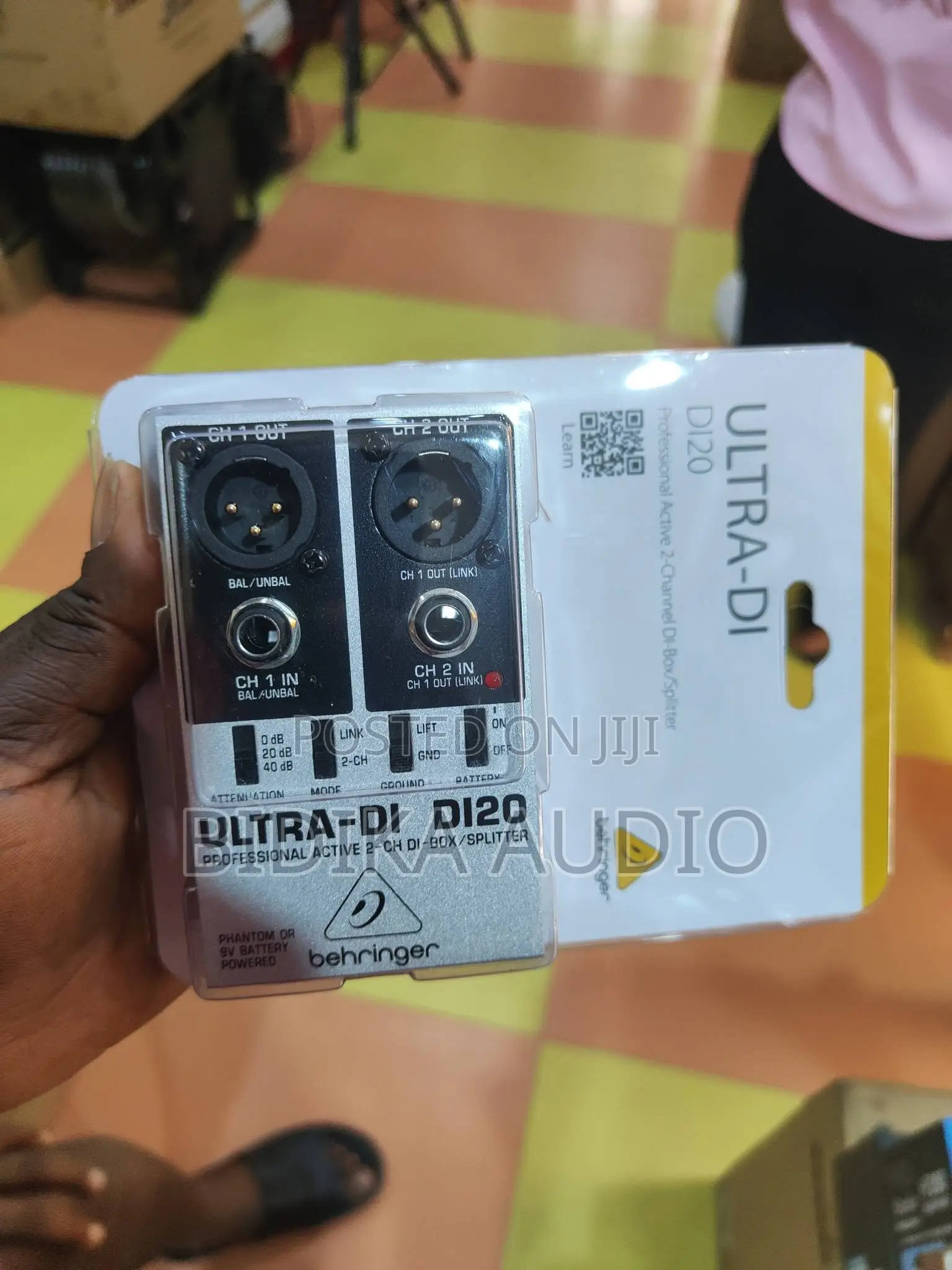 Behringer Ultra-Di DI20 Professional Active 2-Channel DI Box and Split