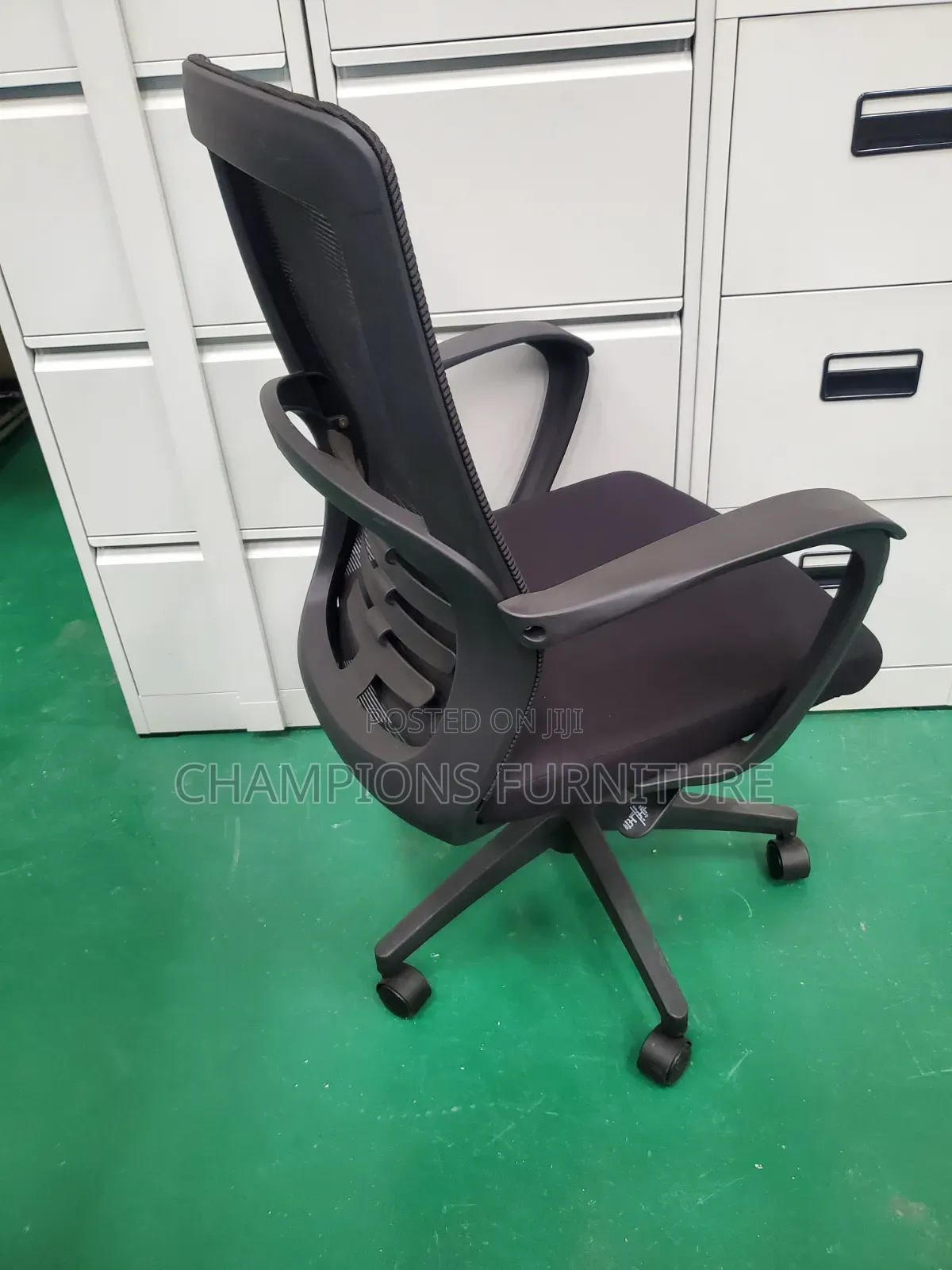 Black Mesh Office Chair With Curved Lumbar Support