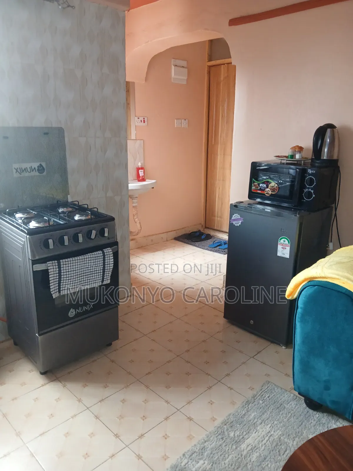 Cozy 1bedroom Airbnb in Kamakis Behind Greenspot Gardens