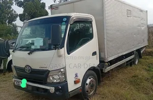 Toyota Dyna 2016 Manual Diesel