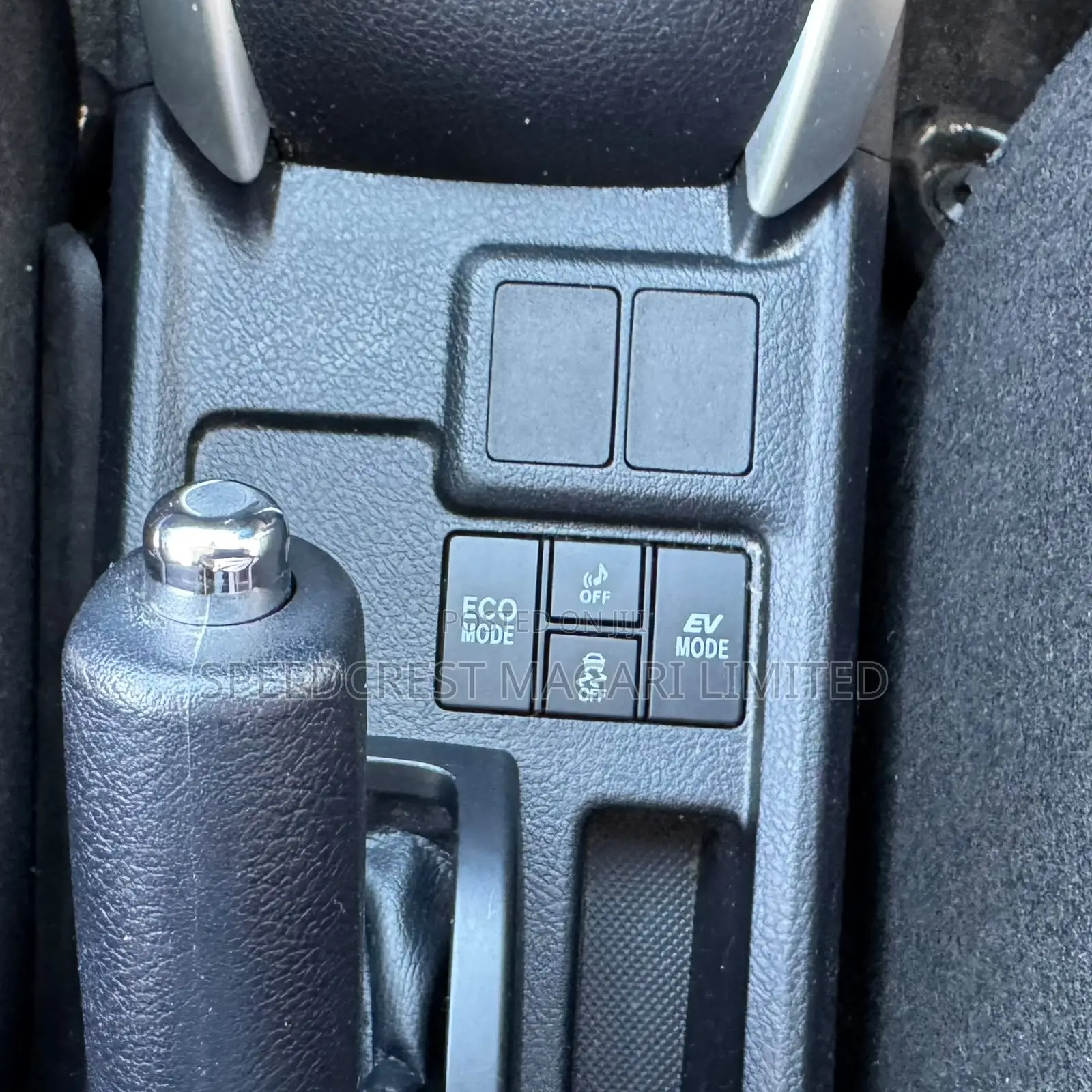 Toyota Corolla Fielder 1.5 Hybrid FWD 2019 Silver