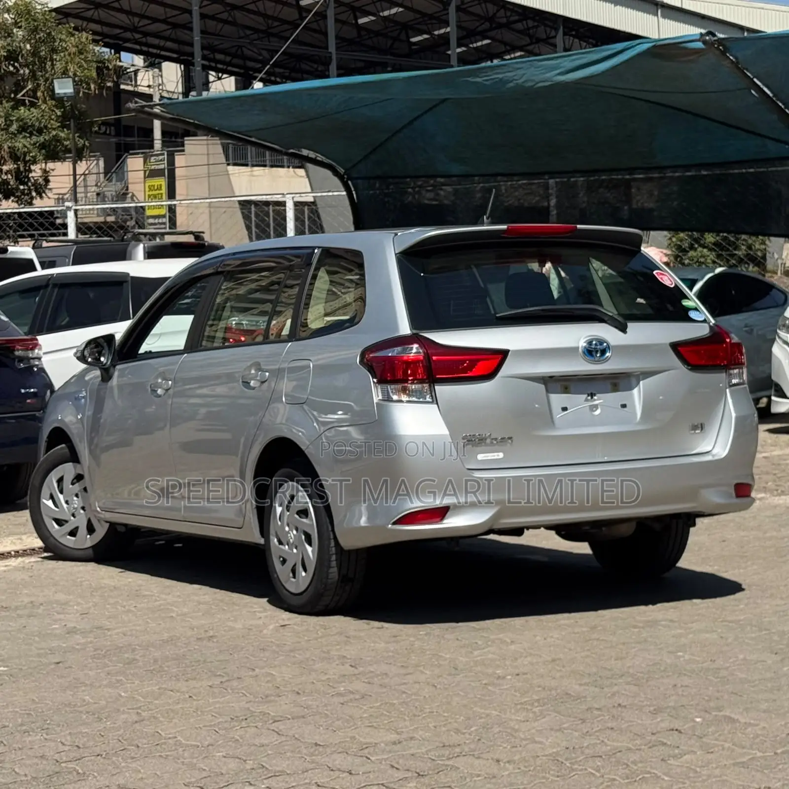 Toyota Corolla Fielder 1.5 Hybrid FWD 2019 Silver