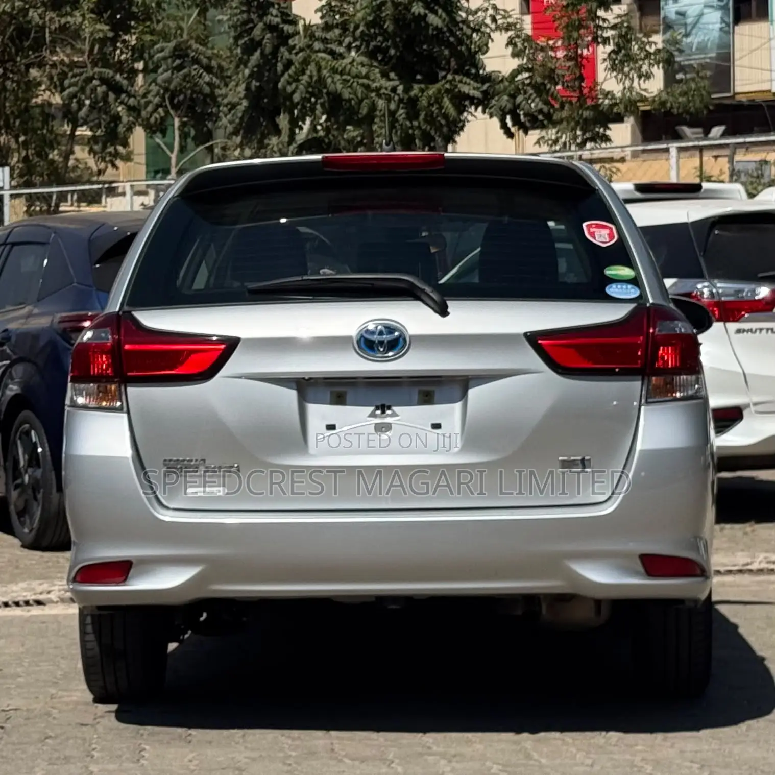 Toyota Corolla Fielder 1.5 Hybrid FWD 2019 Silver