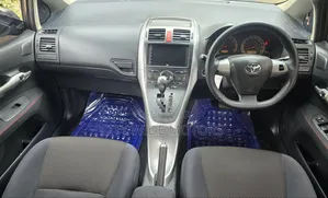 Toyota Auris 2010 Gray
