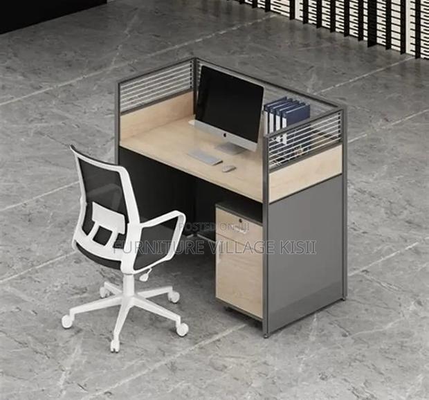 Working Station; 1- Way Modern Working Station - thumbnail 6