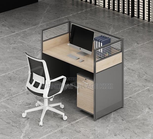 Working Station; 1- Way Modern Working Station - thumbnail 5