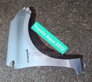 Toyota Aqua 2012 Fenders