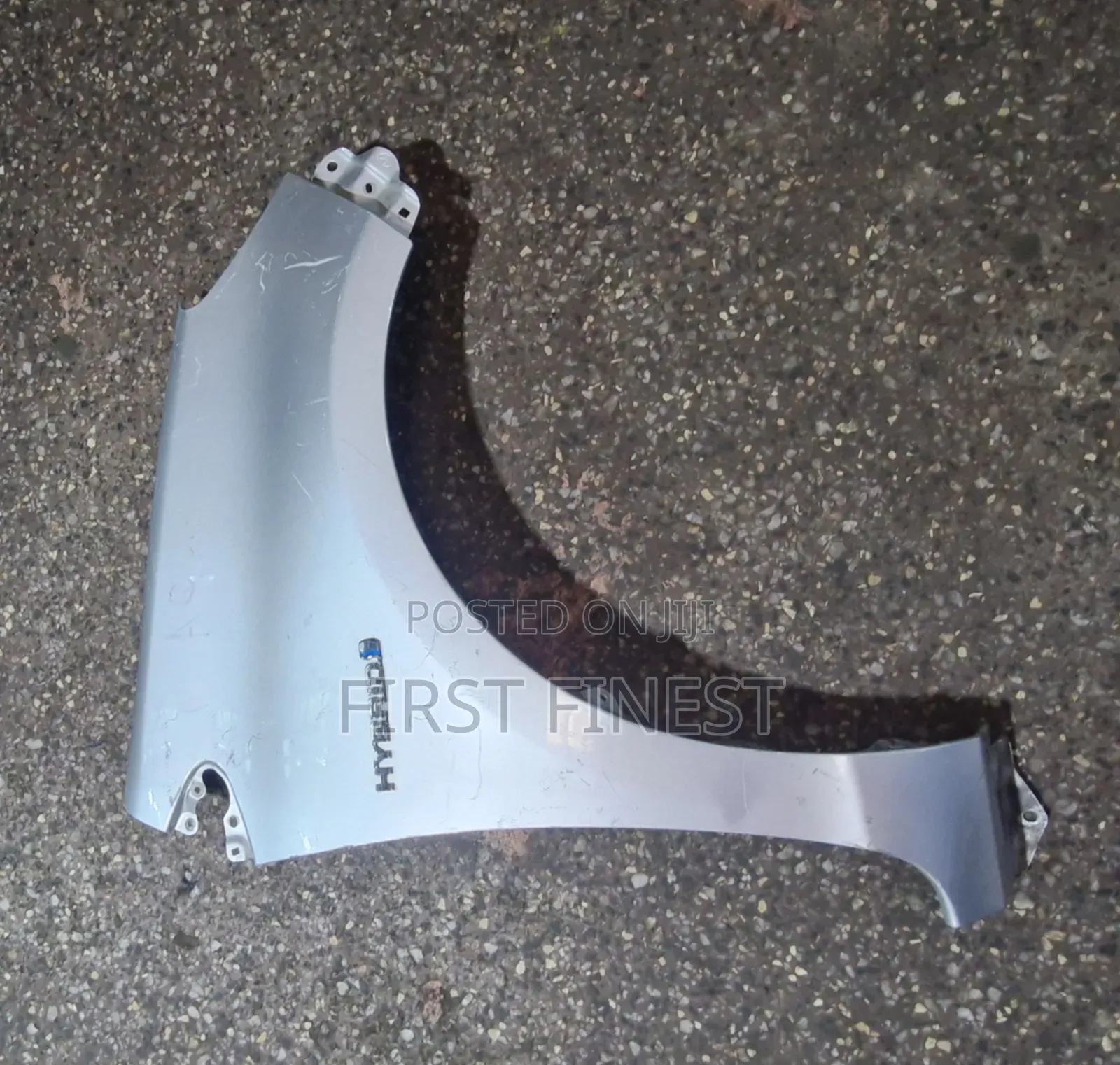 Toyota Aqua 2012 Fenders