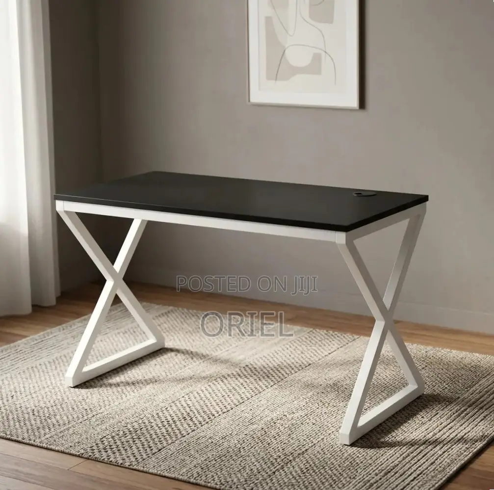 Office Desk : 120CM Generic Gaming Table