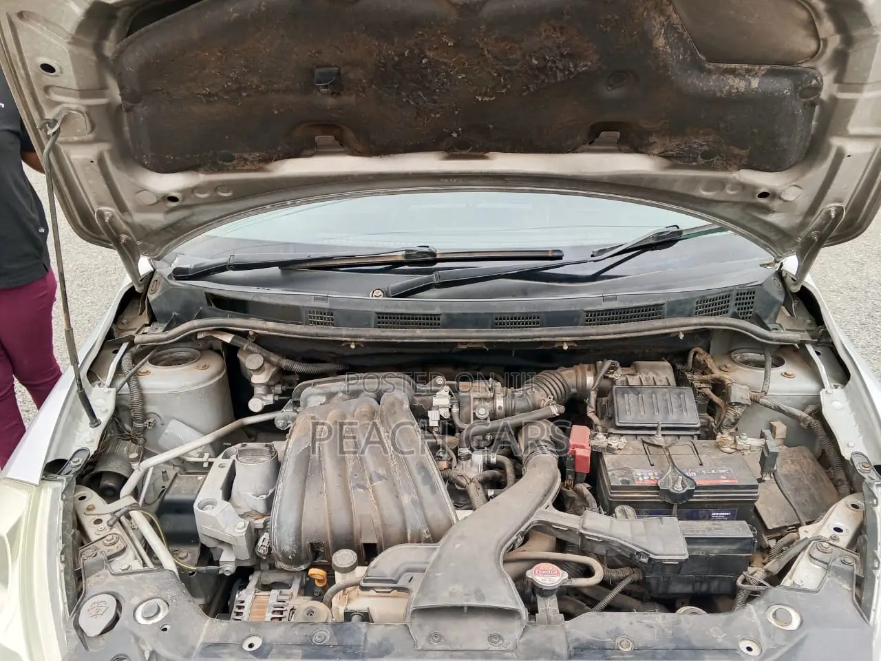 Nissan Tiida 2012 Silver