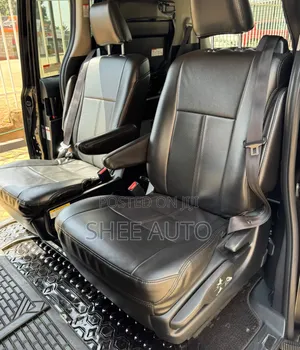 Toyota Noah 2016 Black
