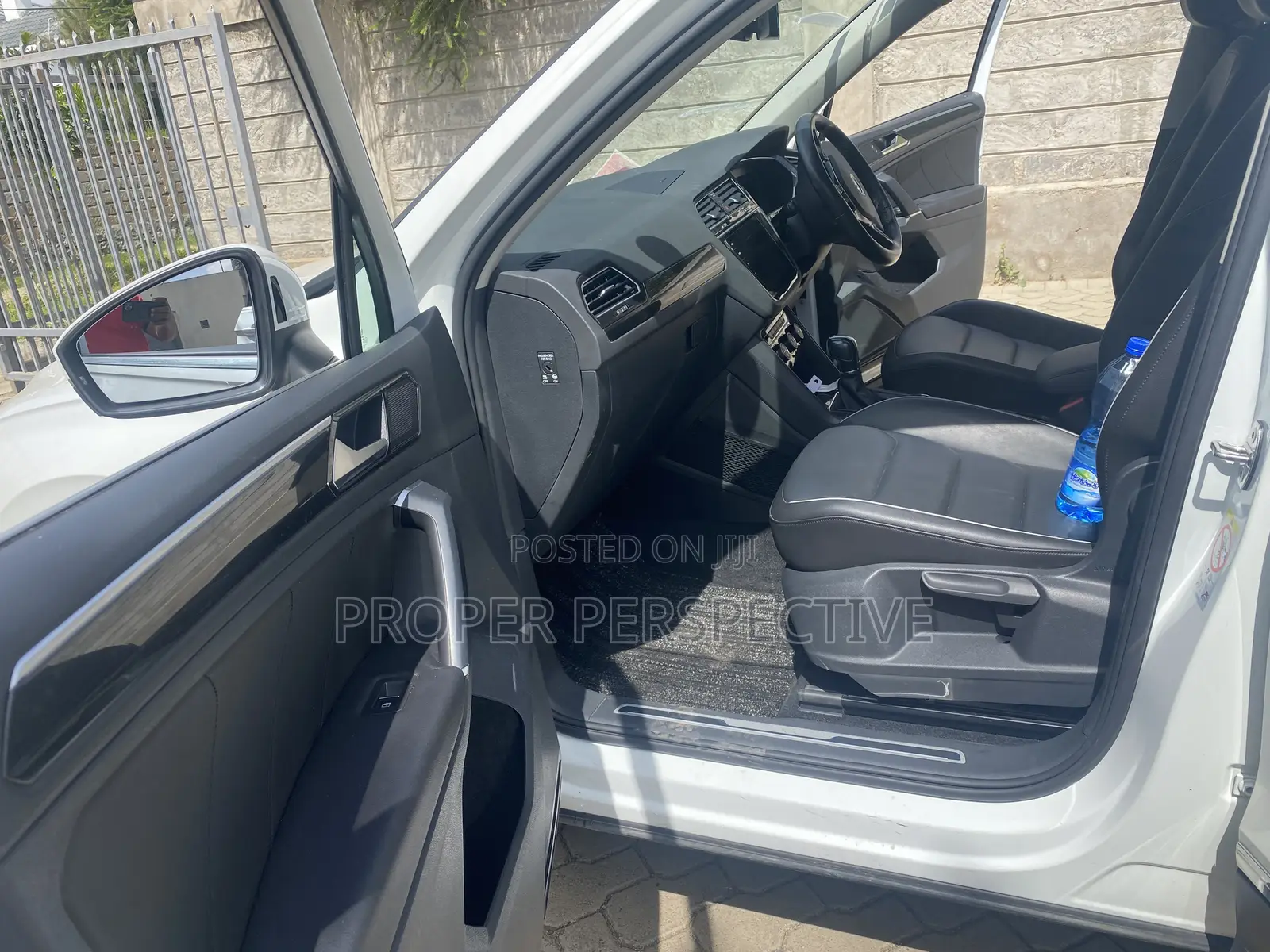 Volkswagen Tiguan 2.0T SEL AWD 4MOTION 2018 Pearl