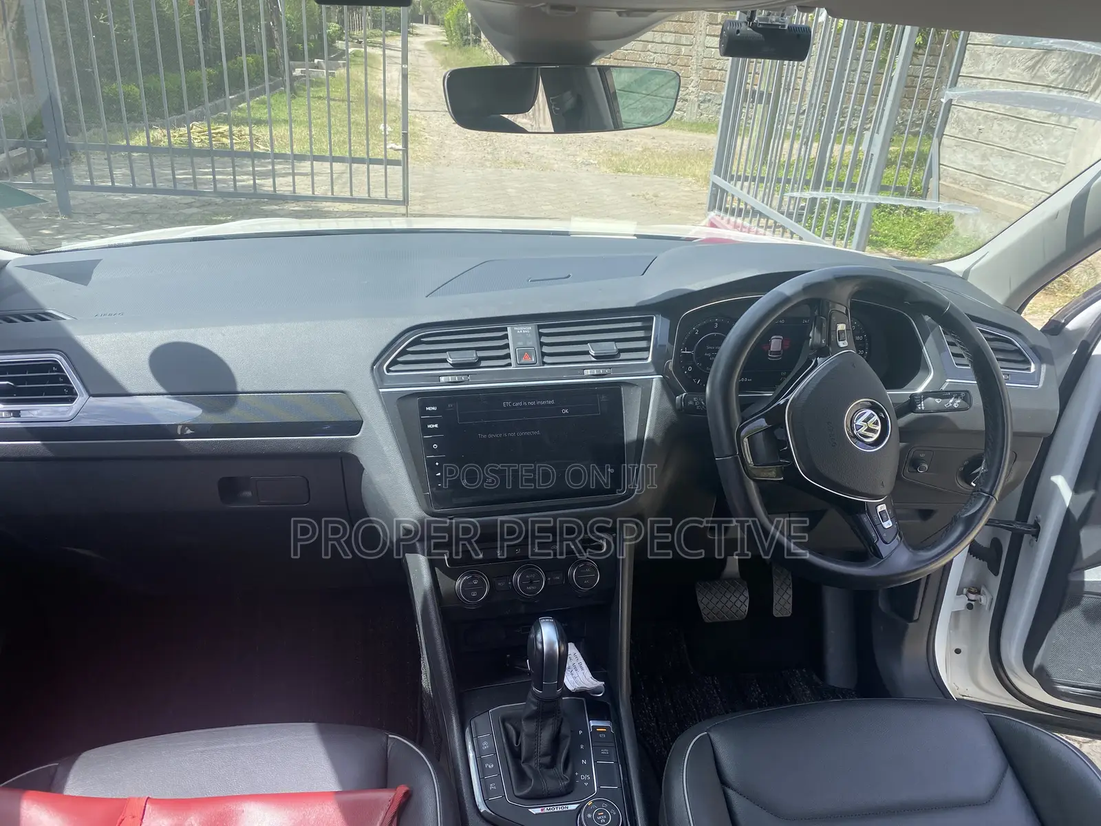 Volkswagen Tiguan 2.0T SEL AWD 4MOTION 2018 Pearl