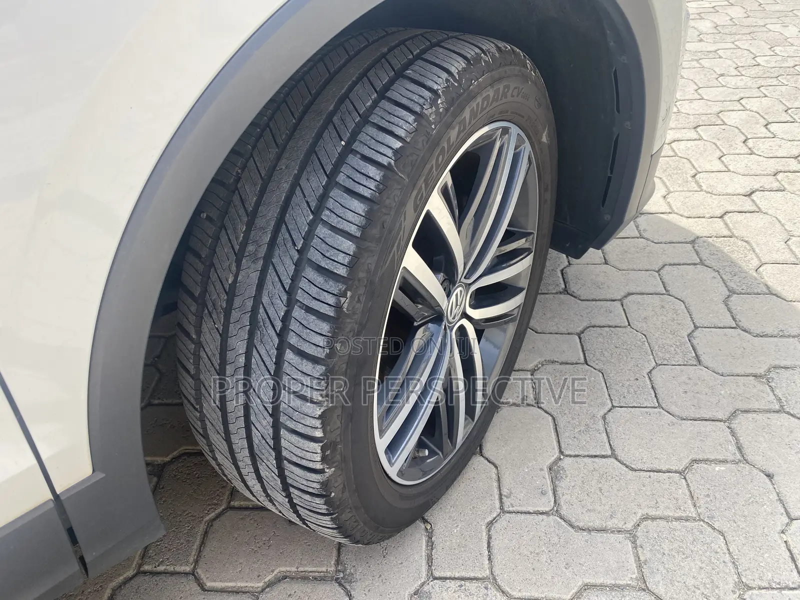 Volkswagen Tiguan 2.0T SEL AWD 4MOTION 2018 Pearl