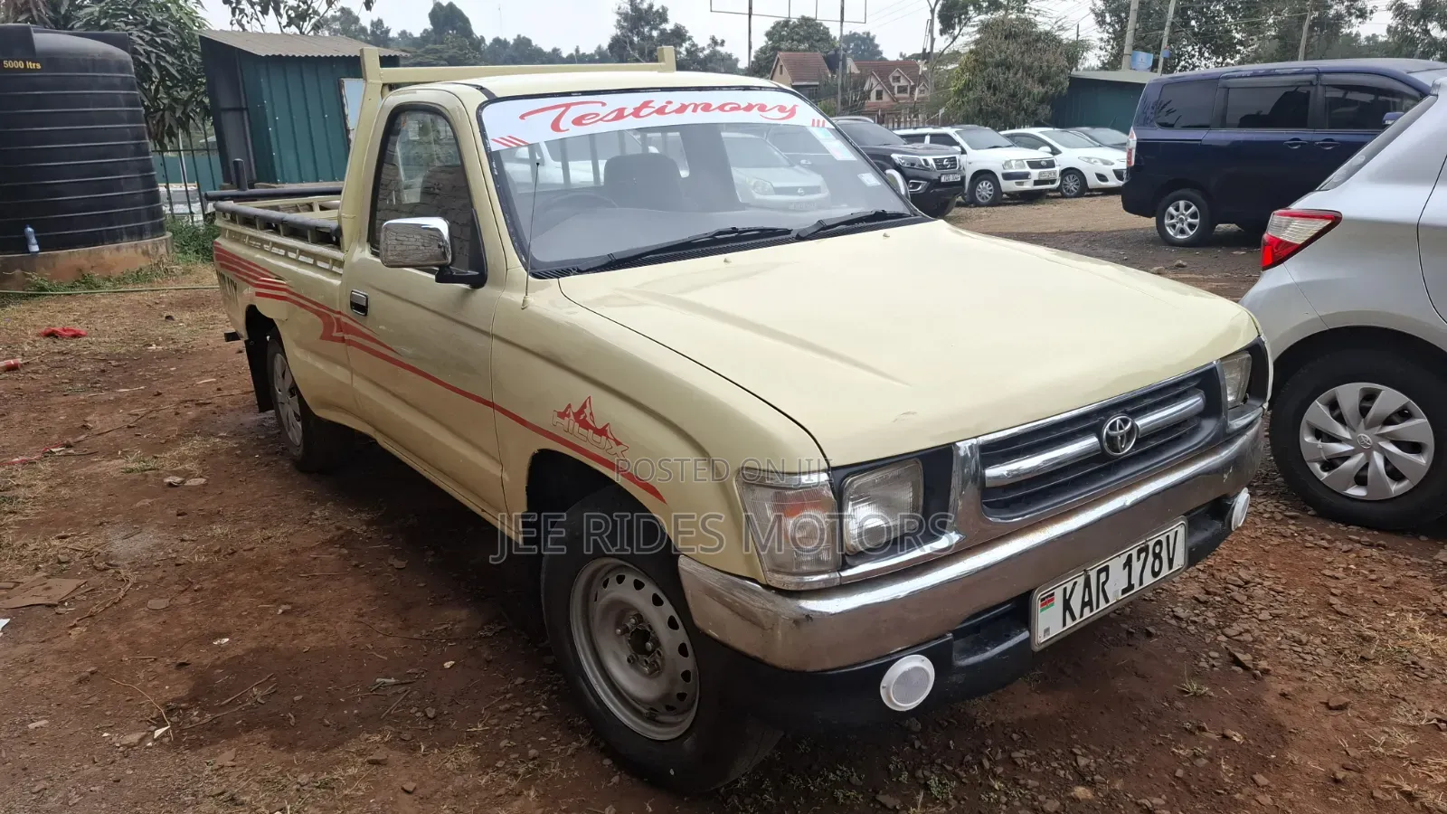 Toyota Hilux 1994 Off white