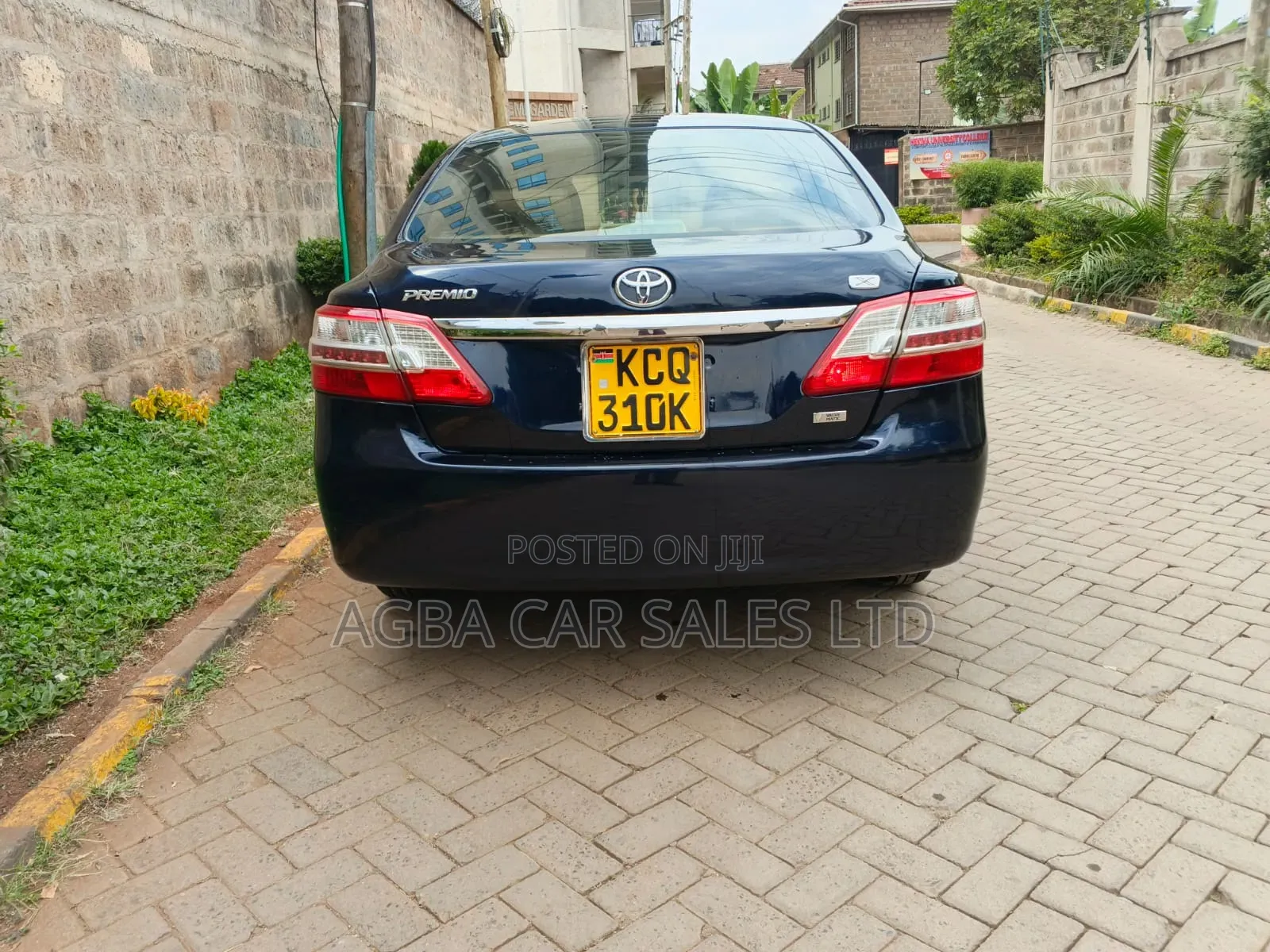 Toyota Premio 2010 Blue