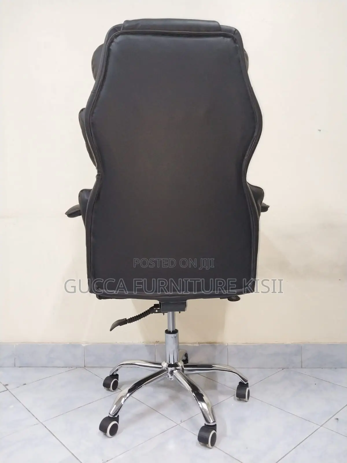 Office Chair; Black Butterfly Leather Office Chair