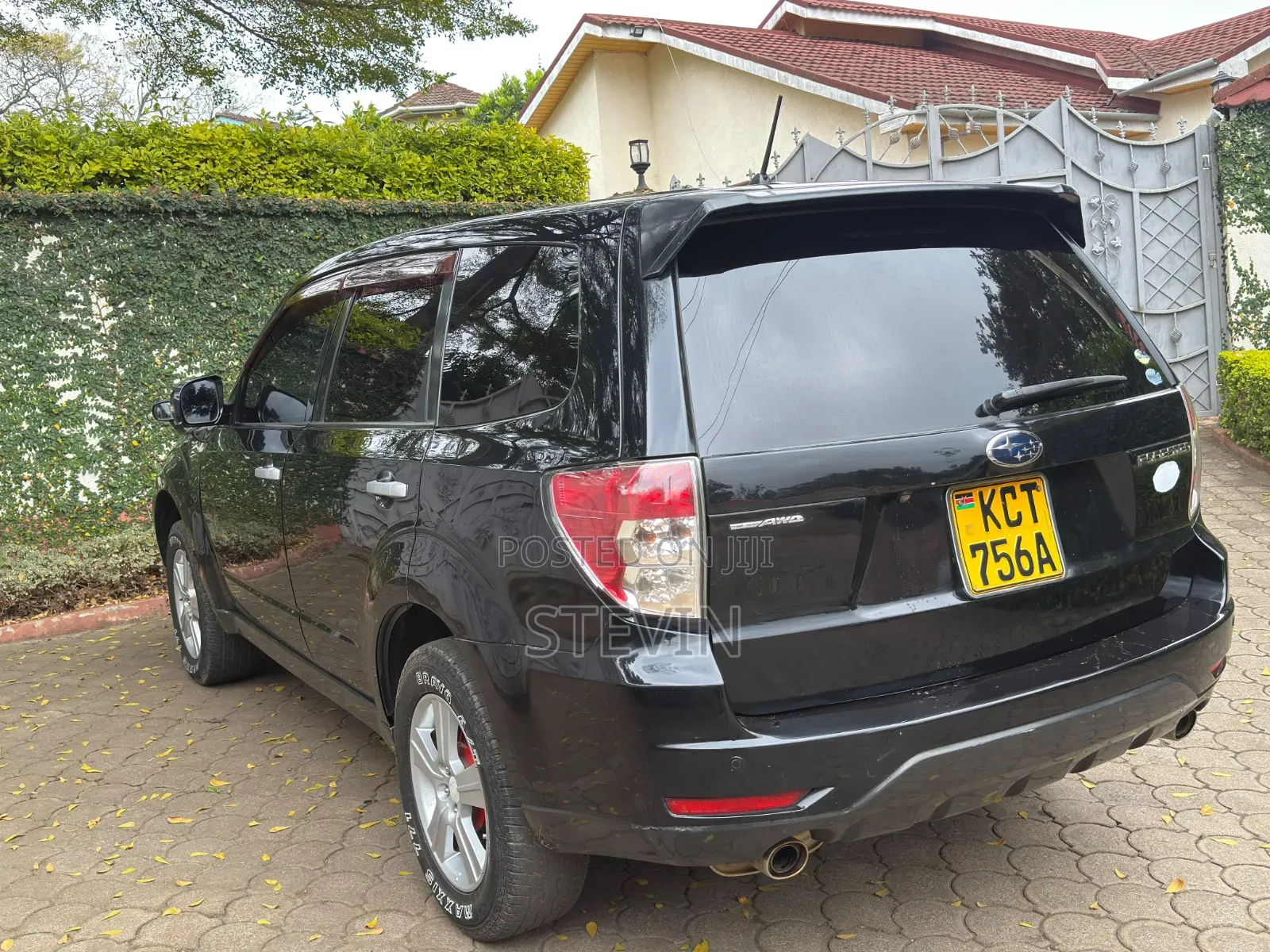 Subaru Forester 2012 Black