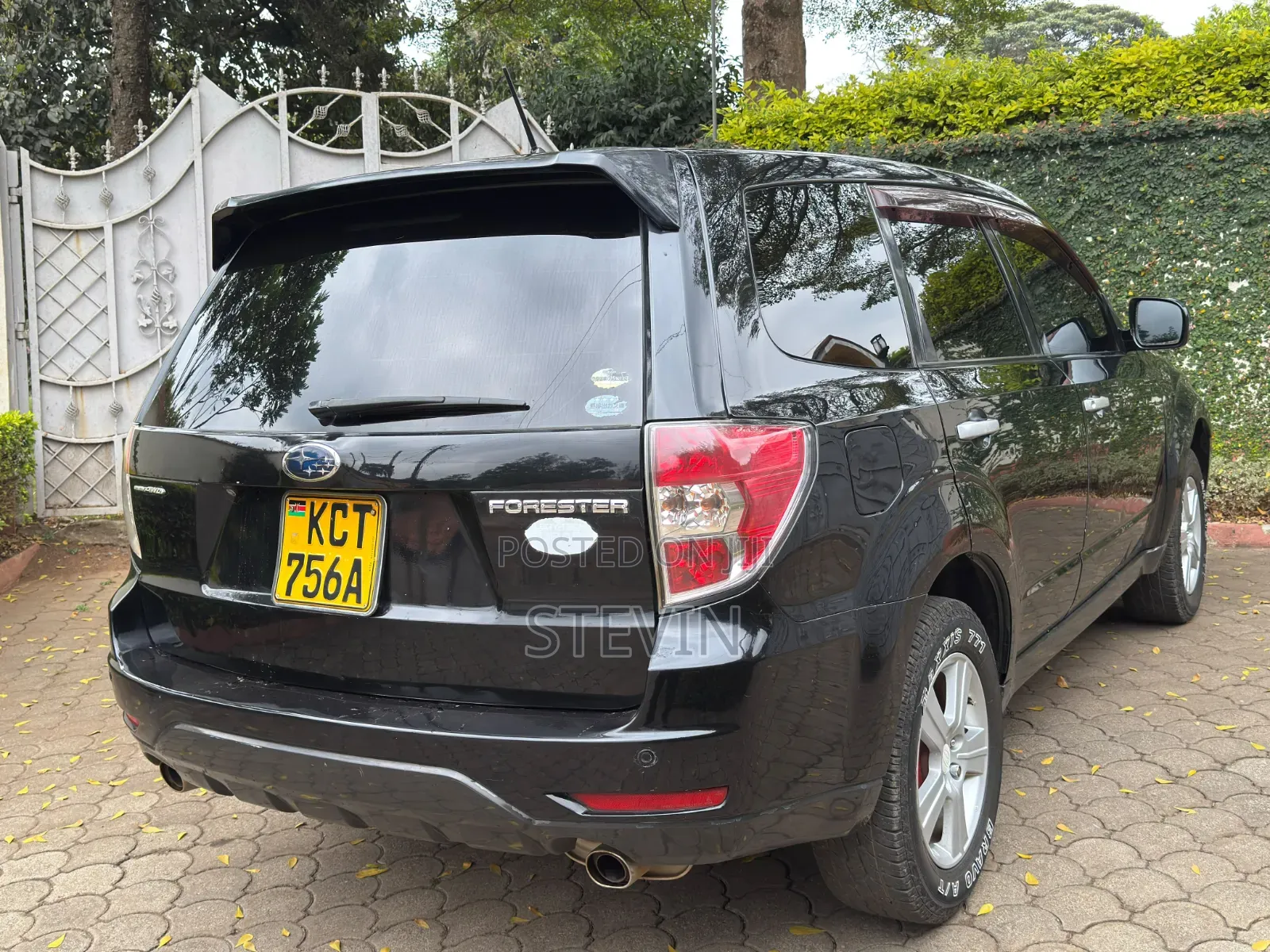 Subaru Forester 2012 Black