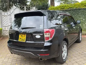 Subaru Forester 2012 Black
